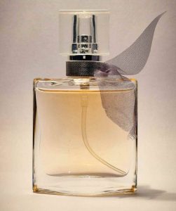 عطر مینیاتوری 25 میل لانکوم لاوی است بل ویکینگ کولو کالکشن